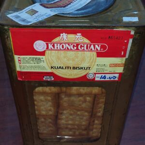 Khong Guan Heong Soh Puff [ Sugar Square Biscuit ] [ Returnable Metal Tin @ $3.00 ]